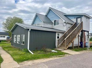 217 W Commercial St, Viola, WI 54664