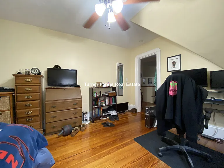 21 Chandler St #33 — Photo 2