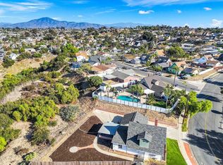 6988 Madrone Ave, San Diego, CA 92114