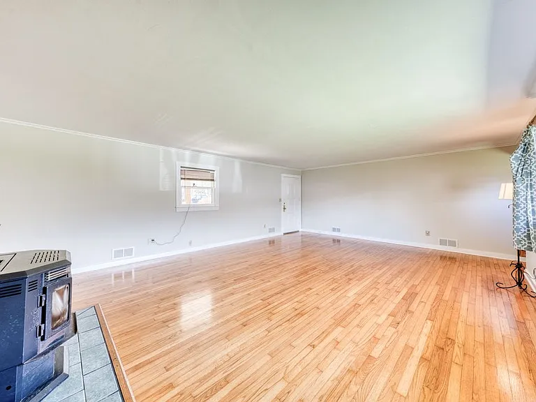 65 Tyler Lake Hts — Photo 8