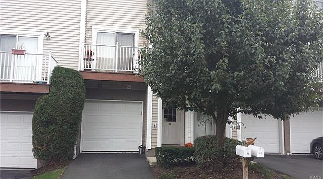 1st image of 40 Crystal Hill Dr