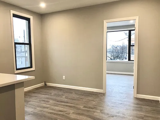 Rented by Parlor Real Estate Corp | media 2