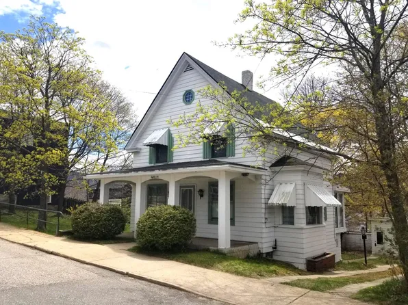 86 Elm Street, Berlin, NH 03570