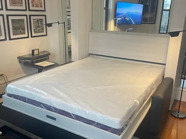 170 West 74th Street image 12 of 17