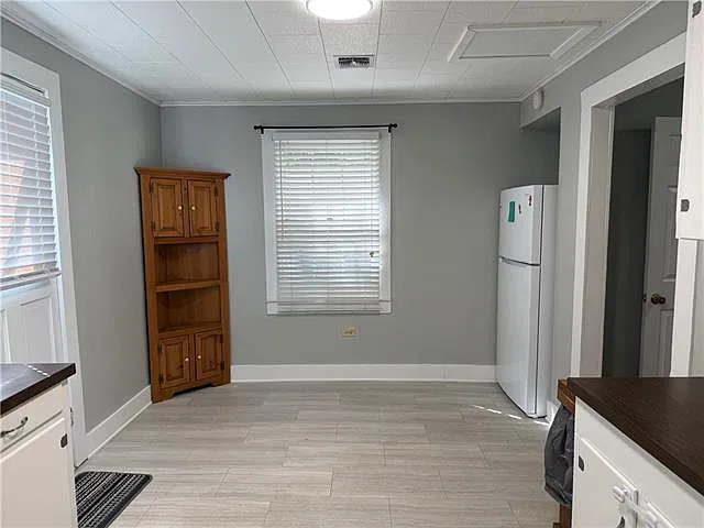 2 bed, 1.0 bath, 950 sqft, $1,500 — Photo 2