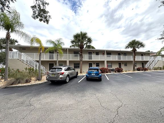 2nd image of 966 La Costa Cir Unit 5