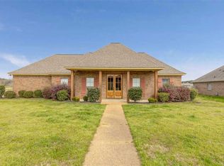 160 Lakeway Dr, Madison, MS 39110