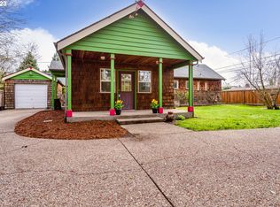 303 Crocker Ln, Eugene, OR 97404