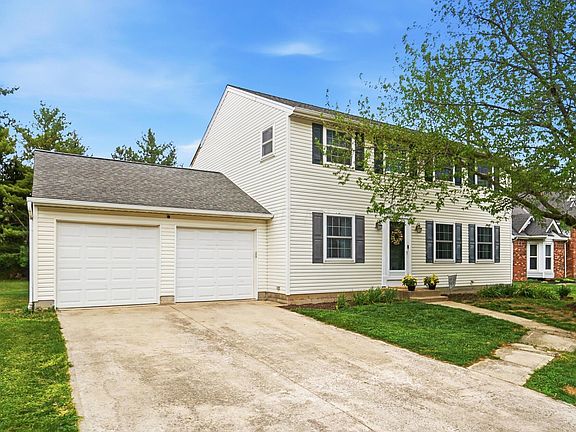 3rd image of 3846 Saddlebrook Ct