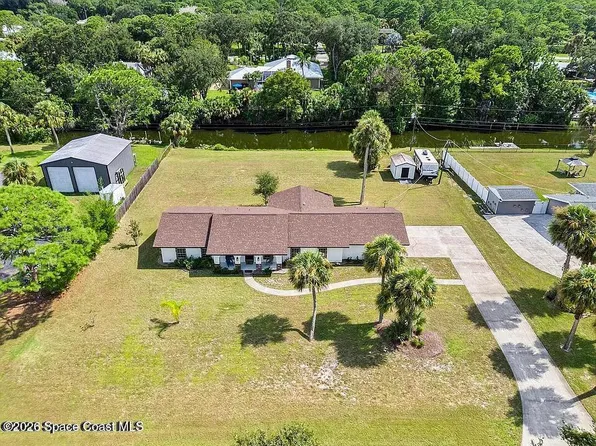5215 Pina Vista Dr, Melbourne, FL 32934