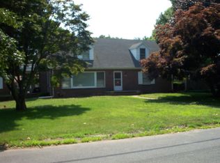 16 Beechwood Ave, Freehold, NJ 07728