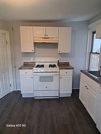 2nd image of 24 Hampden St #2