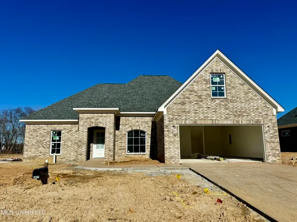 1056 Great Glen Dr, Southaven, MS 38671