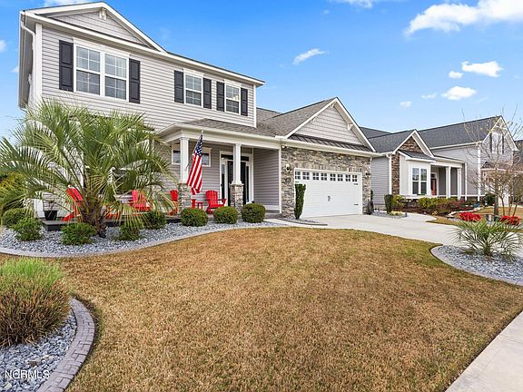 2nd image of 4801 Goodwood Way