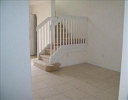 1st image of 2516 SE 14th Ave #290