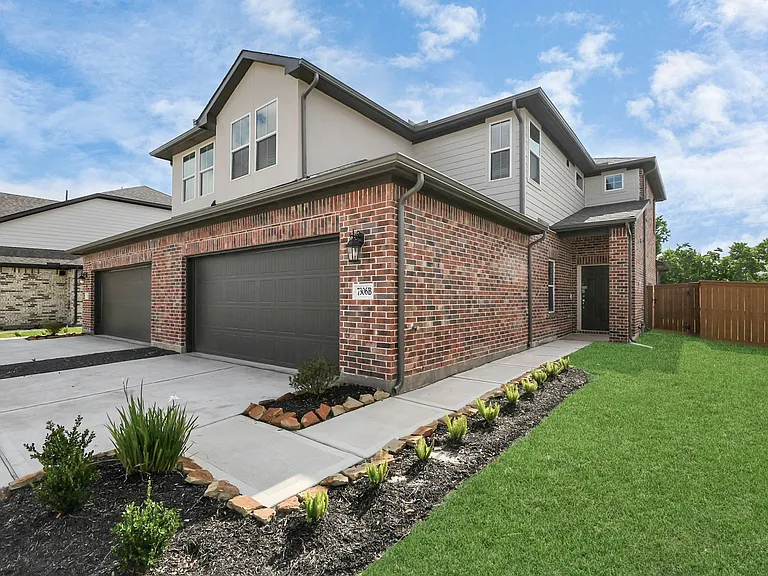 21047 Bay Village Dr #B — Photo 5