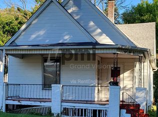 852 W Waggoner St, Decatur, IL 62526