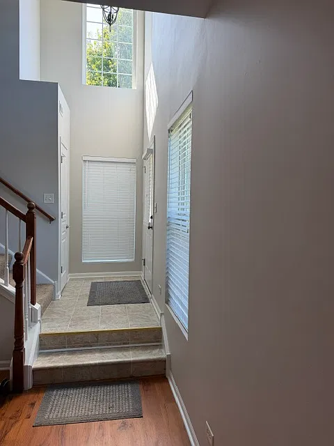 3 bed, 2.5 bath, 1521 sqft, $2,350 — Photo 3