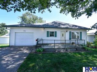 17700 SW 27th St, Martell, NE 68404