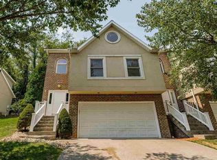 141 Windwood Dr, Morgantown, WV 26505