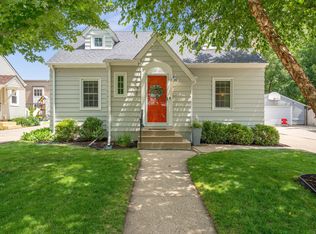 4145 Webster Ave S, Saint Louis Park, MN 55416