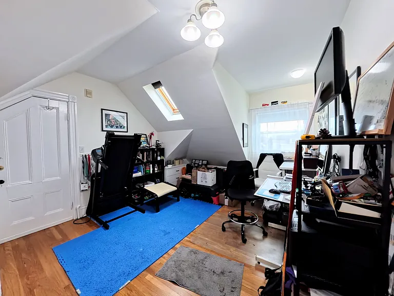 185 Davis Ave #8 — Photo 18
