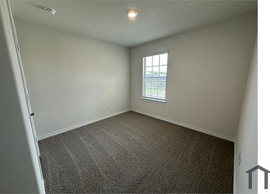 4th image of 7320 Seton Pl