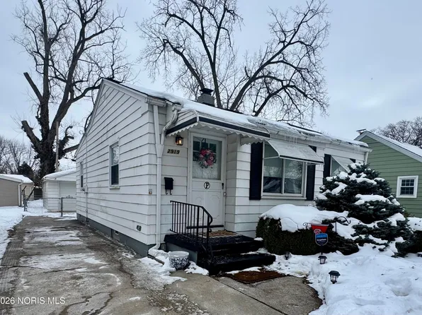 2919 Lutaway Dr, Toledo, OH 43614