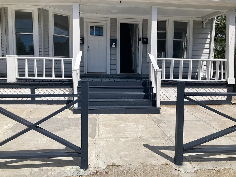 63 Trowel St #1
