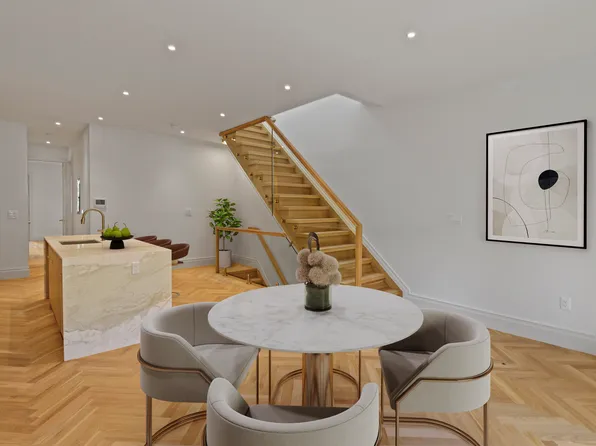 257 Hancock Street image 16 of 34