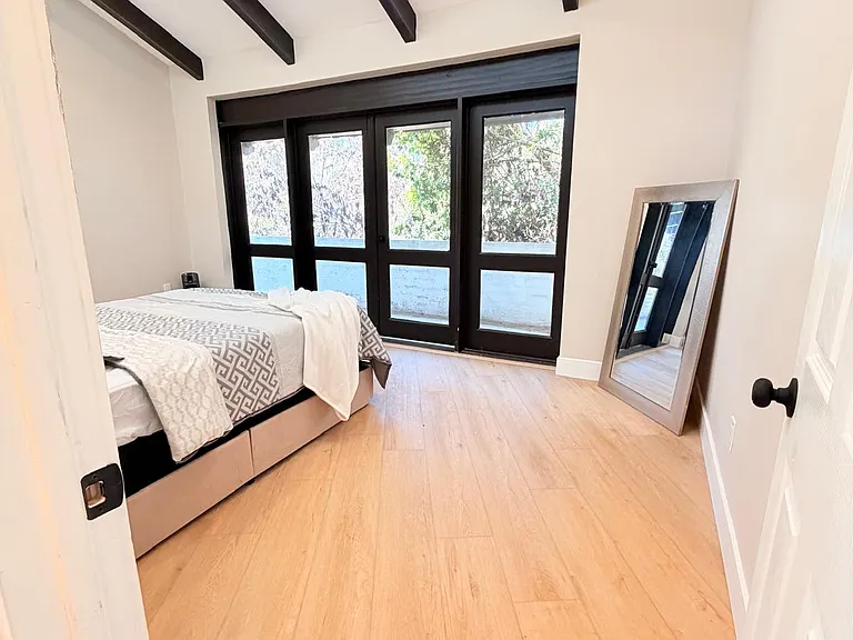 1565 Nautilus St #A — Photo 28