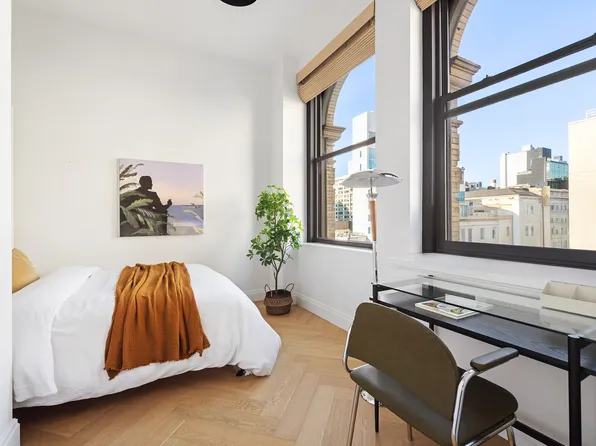 48 East 13th Street image 12 of 13