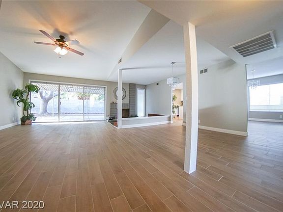 5th image of 2759 Artic St