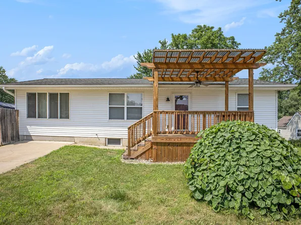 815 Vera Cruz St, Jackson, MI 49203