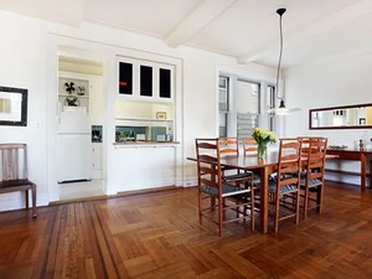 Sold by Corcoran | media 24