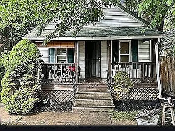 7427 Spafford Rd, Cleveland, OH 44105