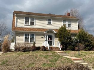 1009 Highland Rd, Charleston, WV 25302