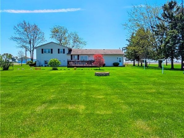 24046 Defiance Pike, Custar, OH 43511
