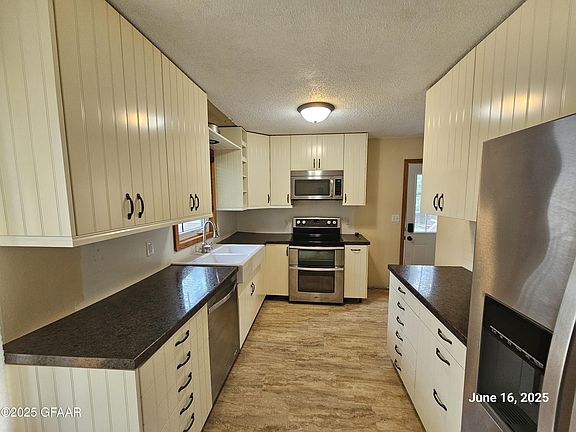4th image of 9378 138th Ave NE