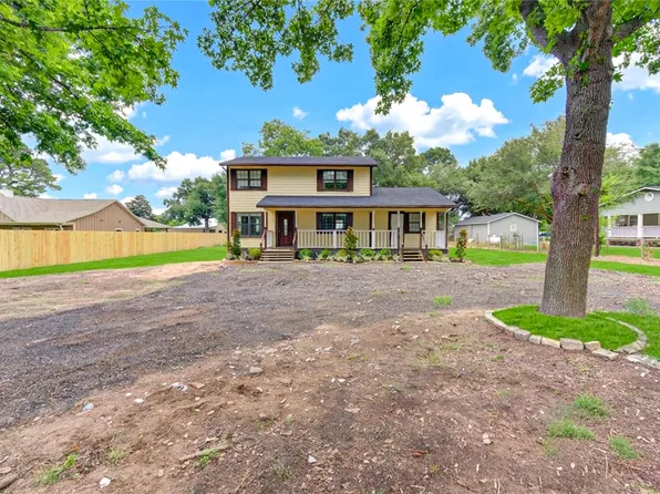 31511 Charter Ln, Waller, TX 77484