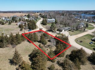 109 Flint Dr, Brooklyn, MI 49201