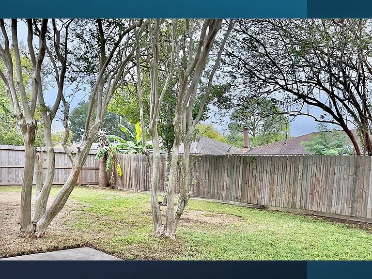 439 Woodrail Dr — Photo 26