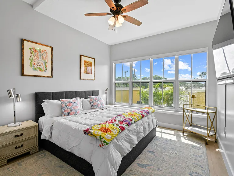 3940 N Flagler Dr #206 — Photo 13