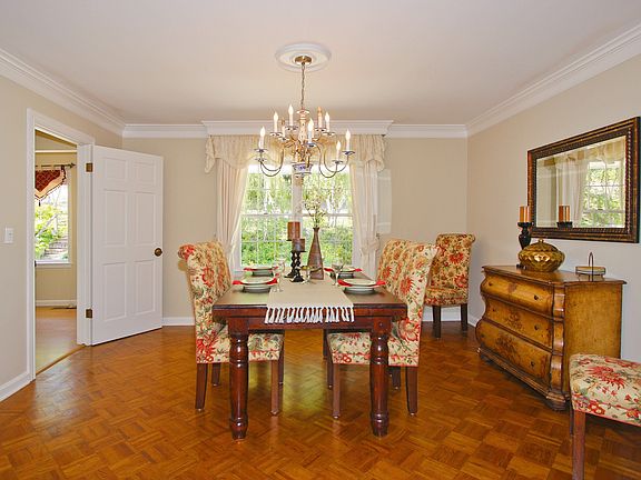 3rd image of 12305 Stonebrook Ct