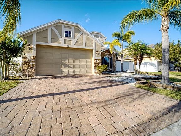 Home For Sale In Meadow Woods