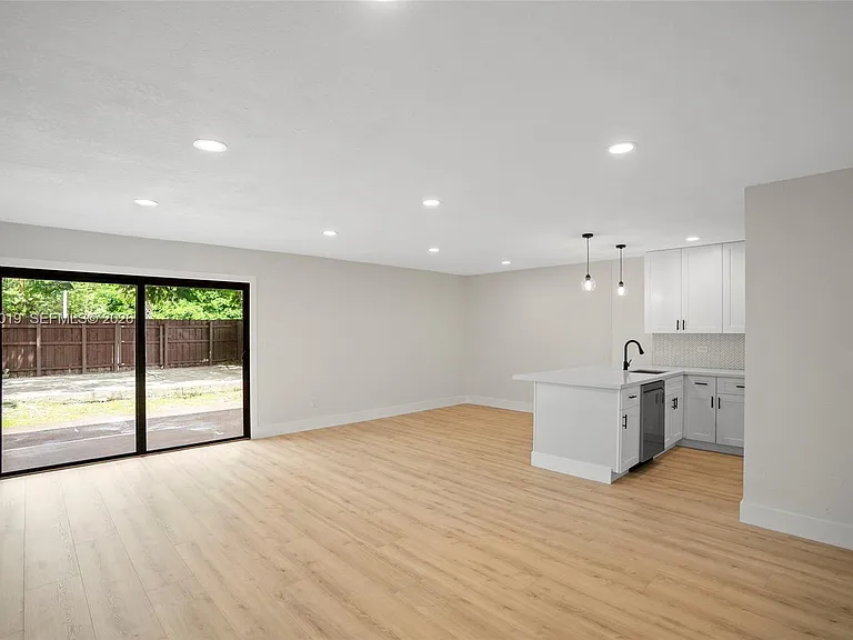 28015 SW 143rd Ct — Photo 8
