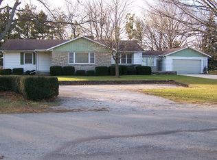 620 N Wood St, Forrest, IL 61741