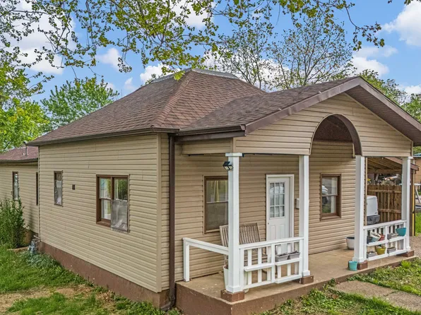 502 W 4th Street, Willow Springs, MO 65793