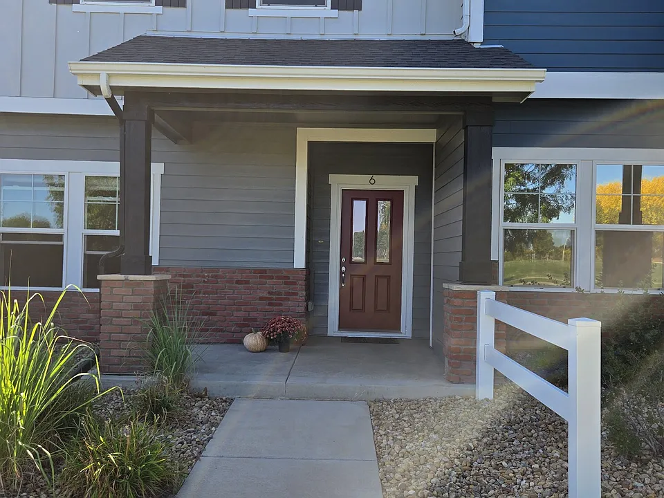 3057 County Fair Ln #6