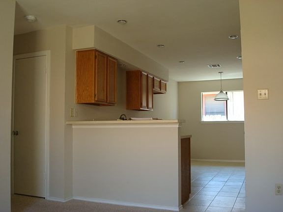 4th image of 13003 Campos Dr